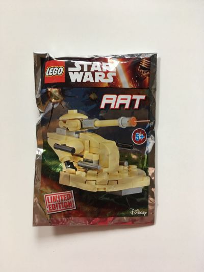    Lego. Star Wars.  AAT.   .