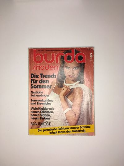 Фотография обложки журнала Burda 5/1982